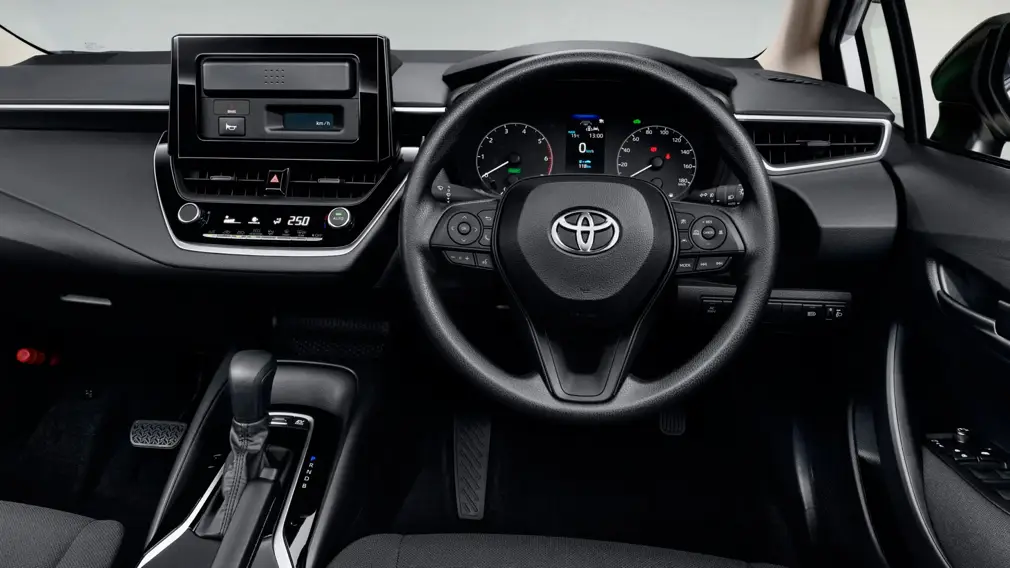 Toyota Corolla с шестью педалями стала самой доступной версией модели