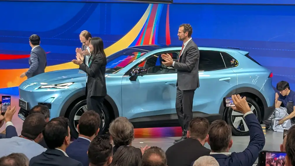 Более мощный мотор и увеличенный запас хода: на IAA Mobility 2025 представлен обновлённый Deepal S05 Более мощный мотор и увеличенный запас хода: на IAA Mobility 2025 представлен обновлённый Deepal S05