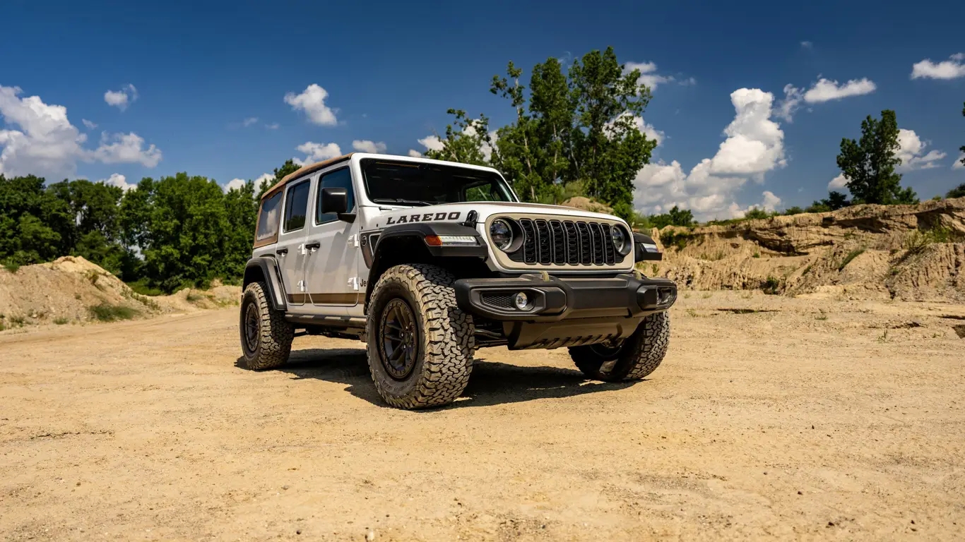 Jeepが1980年代の名前を復活させた、2027年型Wrangler Laredoが証明