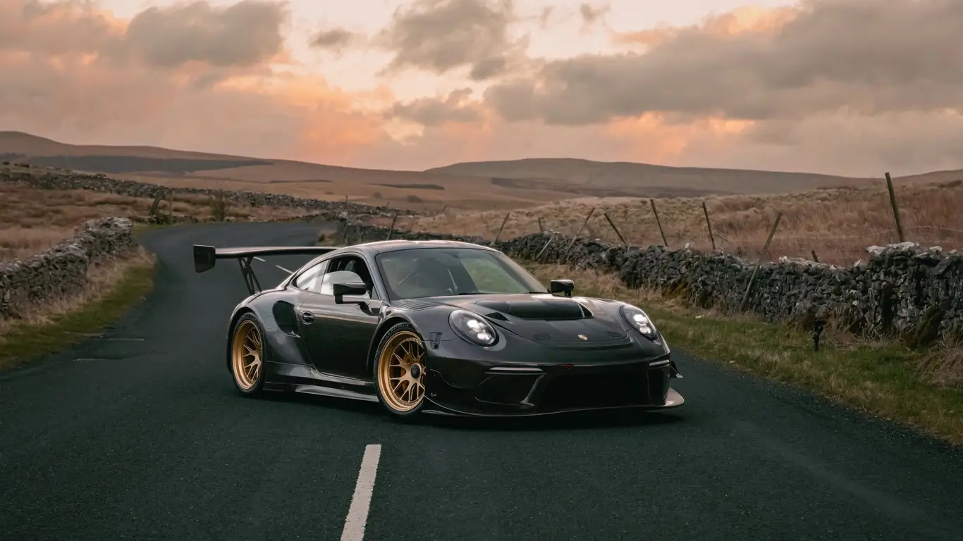 タロス、ポルシェ911 GT3 RSベースの限定車911 RTを発表 - カーボン