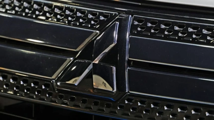 Mitsubishi riporta il Pajero al telaio a longheroni dopo due generazioni