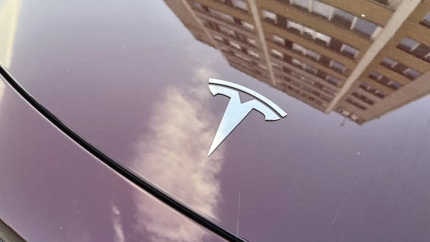 Tesla Doubles Down on Japan as Demand Outpaces Its Own Delivery Network