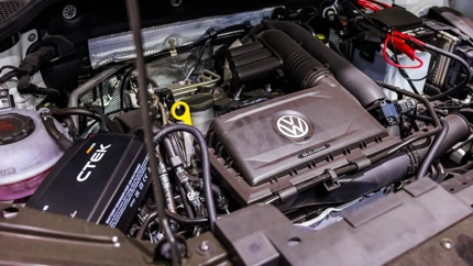 Volkswagen patenta un soporte de motor que se rompe a propósito para salvarte en un choque
