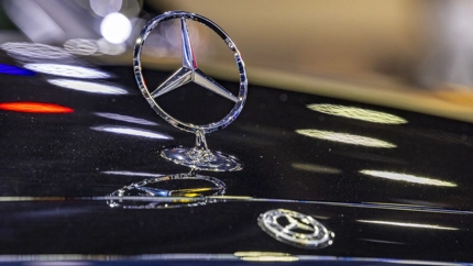 Mercedes-AMG C-Class Electric surpris dans les Alpes — la guerre est déclarée à BMW