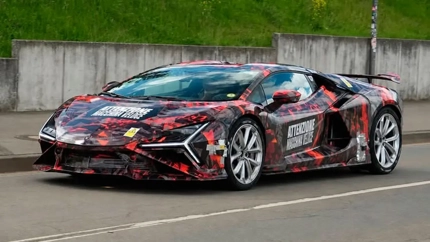 Lamborghini Revuelto SV pode chegar antes do esperado — 1.065 cv