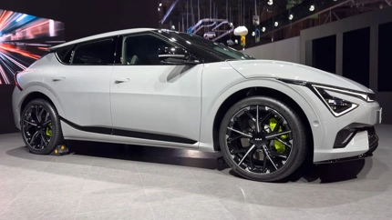 Kia EV6 GT zase útočí — víc výkonu, větší baterie a falešná převodovka