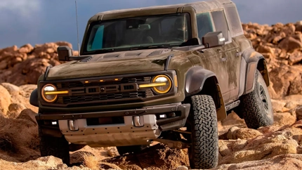 Ford registra patente para manobrar em espaços apertados