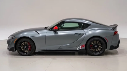 A última Toyota Supra já foi construída — e não será comprada numa concessão