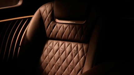 Pininfarina disegna cabine di prima classe per i van ultra-privati di Exclua