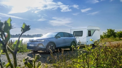 Az Opel Grandland Electric AWD 1350 kg-ot vontat, de senki sem mondja meg, mennyit bír valójában