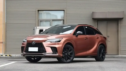 Lexus baut den RX von innen komplett um — und die Karosserie merkt kaum etwas davon