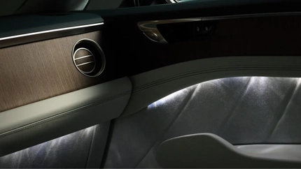 Bentley bir aracın içine neredeyse 1.000 katman ahşap ve kâğıt sığdırdı, ve Torcal'da en garip şey bu bile değil