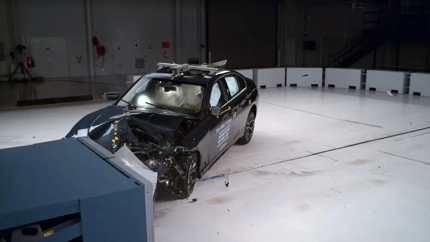 BMW Seria 3 2026 IIHS test: Acceptable, risc pasager spate