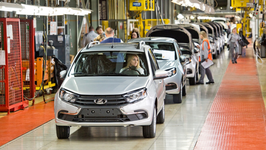 Компания «АвтоВАЗ» планирует начать сборку автомобилей на платформе Renault в 2022 году