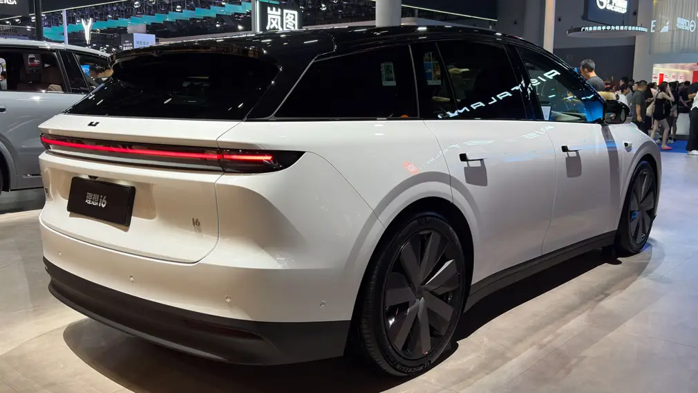 Li Auto i6