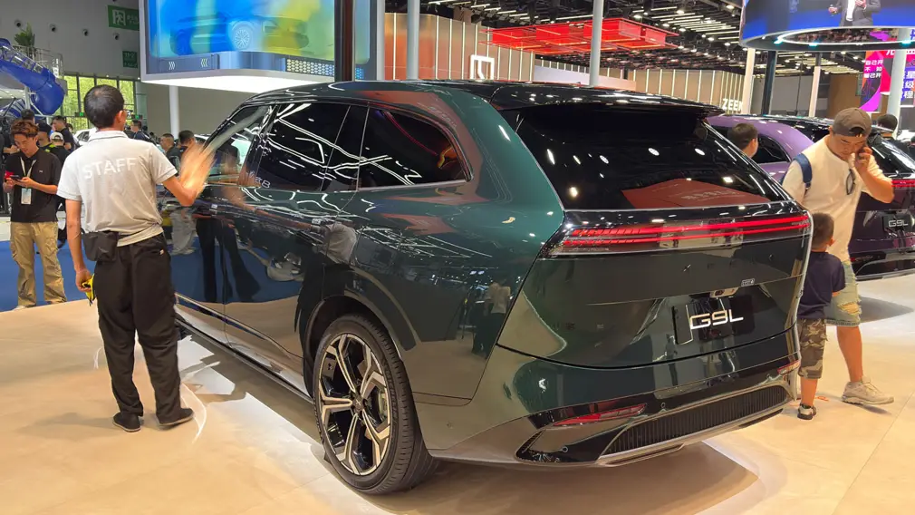 XPeng G9L
