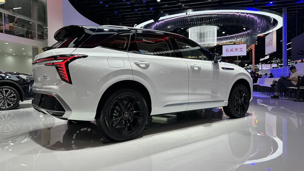 Hongqi HS3 PHEV