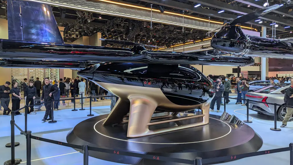 Автосалон в Пекине 2026 / Hongqi Tian Gong