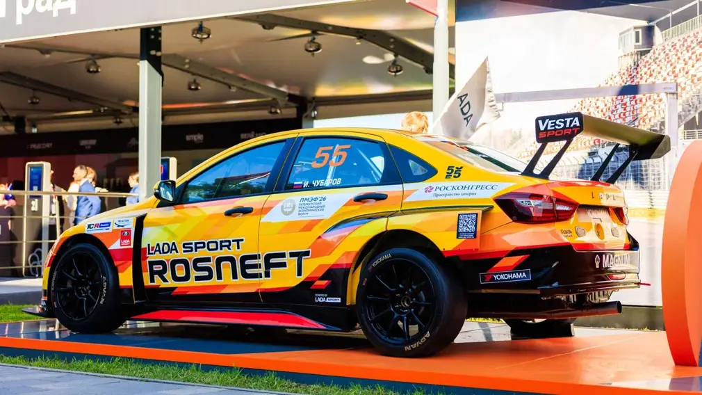 LADA Vesta TCR