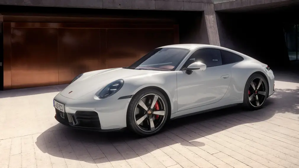 Представлен самый быстрый Porsche 911 Carrera S: динамика автомобиля может удивить