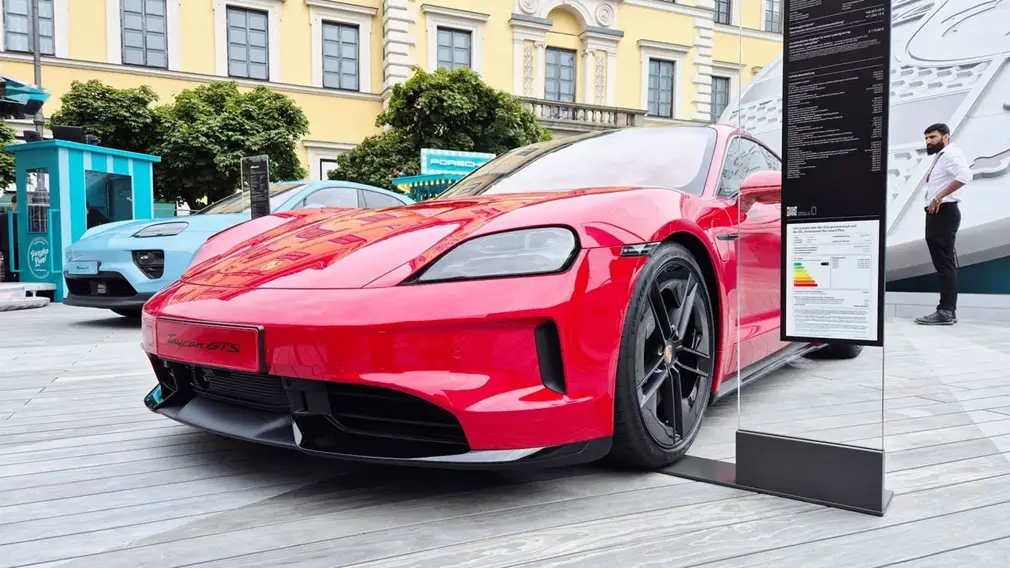 Porsche Taycan GTS