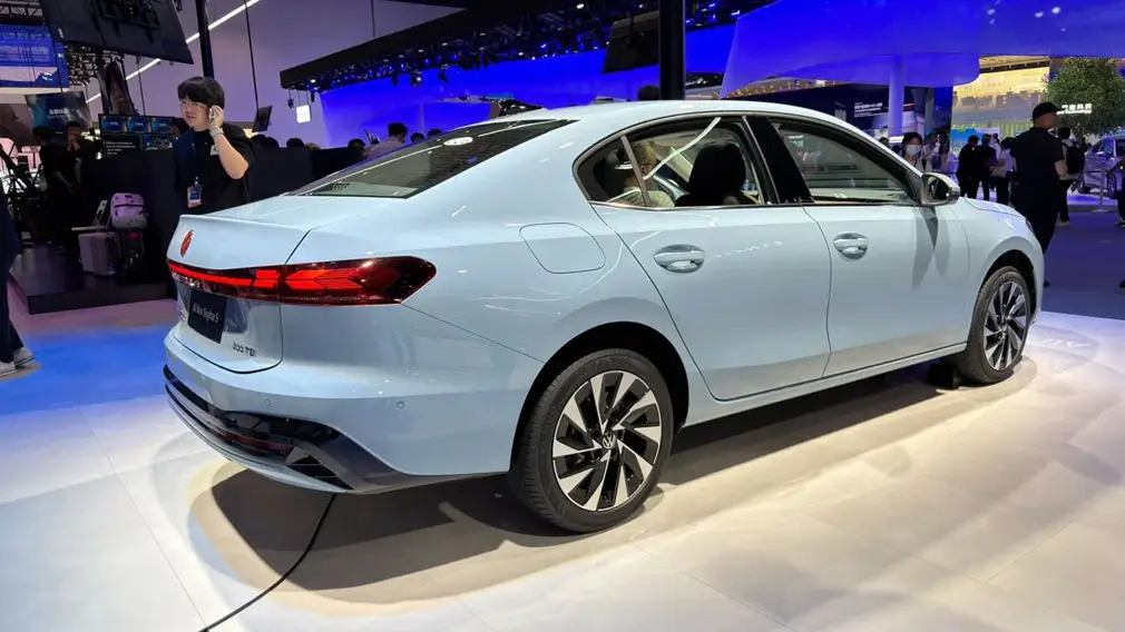 Volkswagen Sagitar S