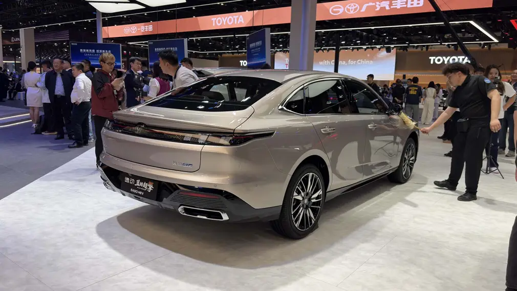 Автосалон в Пекине 2026 / стенд Changan