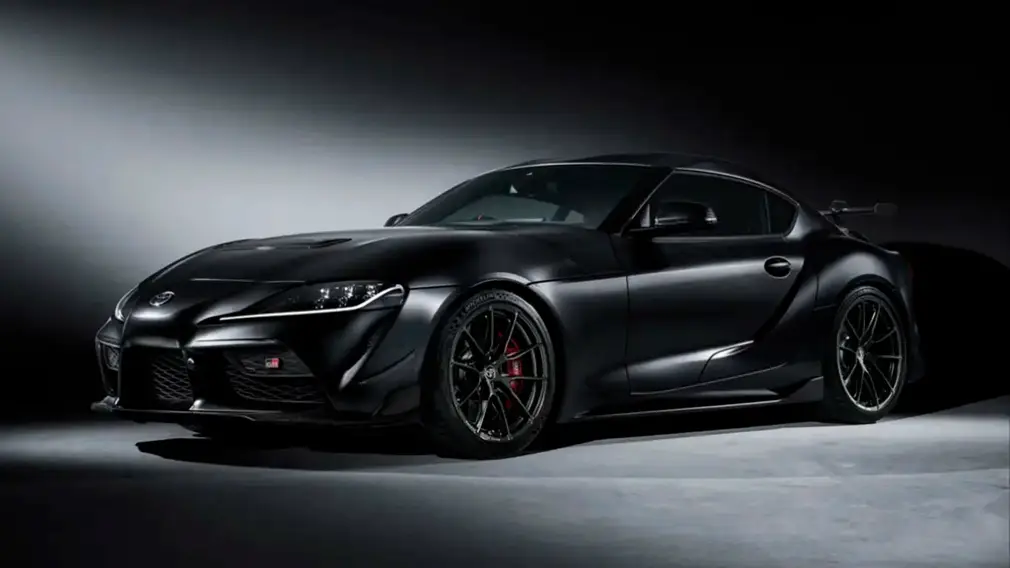 Представлена &laquo;финальная&raquo; версия купе Supra: мощный двигатель, агрессивный вид и высокая стоимость