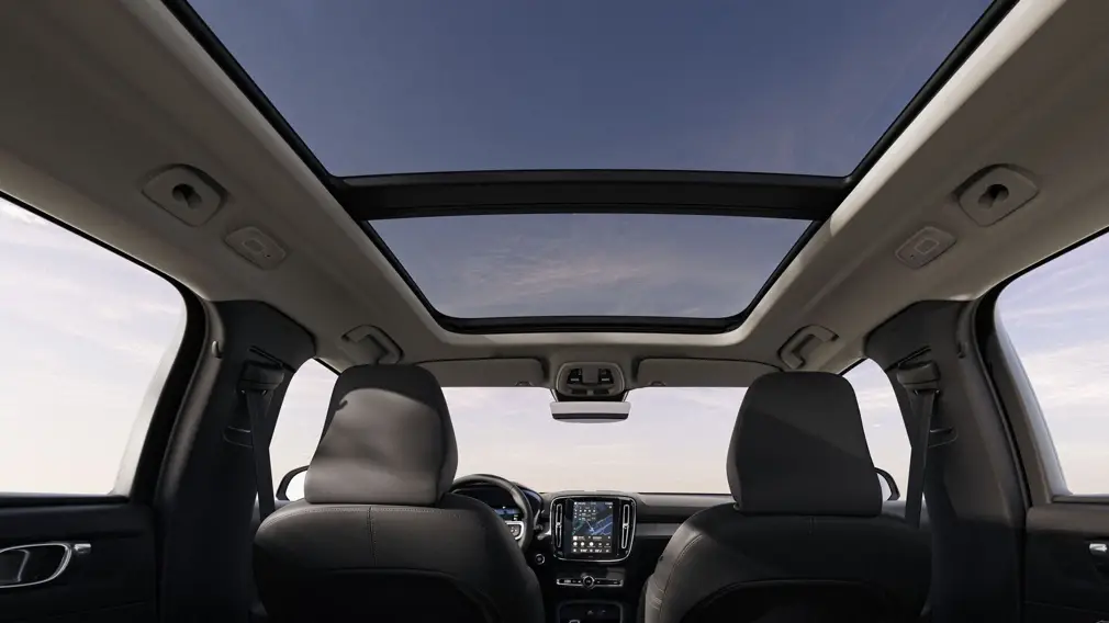 Volvo XC40 Ultra B4 AWD Selection для Японии