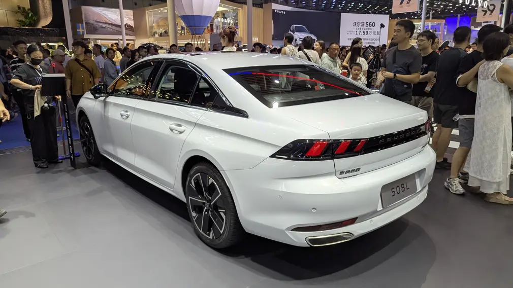 Peugeot 508L