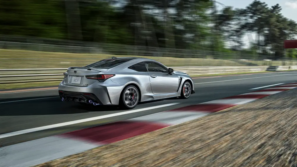 Прощание с Lexus RC и RC F: автопроизводитель заявил о прекращении производства этих моделей к ноябрю