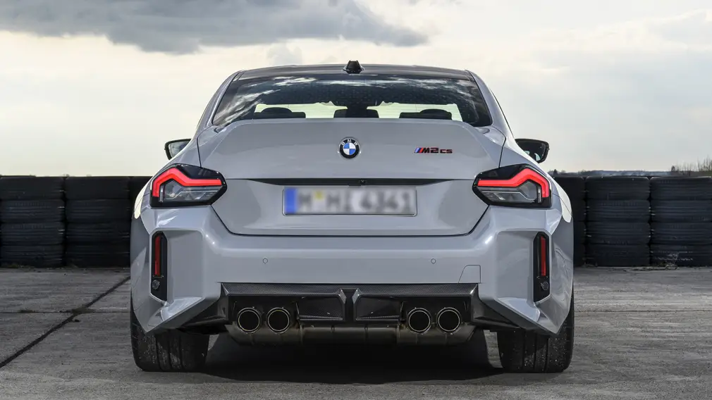 BMW M2 CS