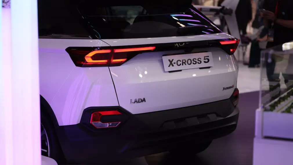 Lada X-Cross 5