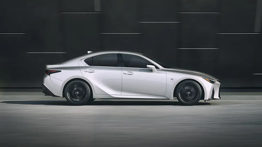 новый Lexus IS, Lexus IS 2025 модельного года