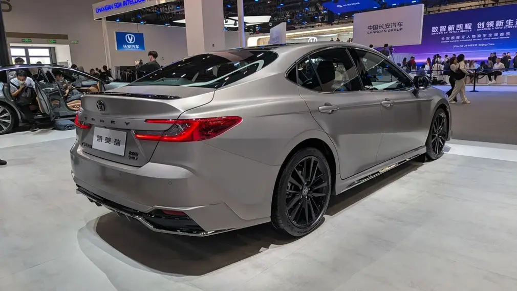 Toyota Camry HEV/Автосалон в Пекине 2026