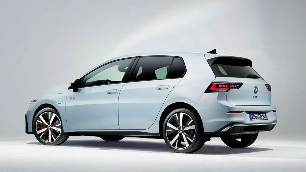 Volkswagen обновил Golf: последний рестайлинг перед полным переходом на электричество