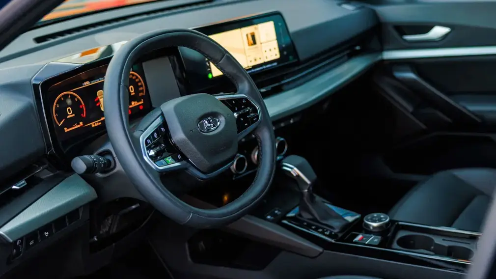 LADA Azimut