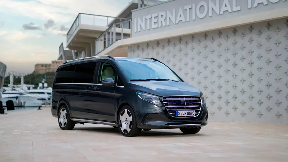 Полный привод, «дизель» на 237 сил и роскошный салон: Mercedes V-Class 2025 уже доступен в России