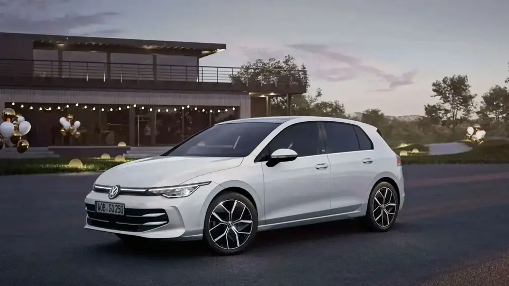 Новый Volkswagen Golf – снова в России: названа цена