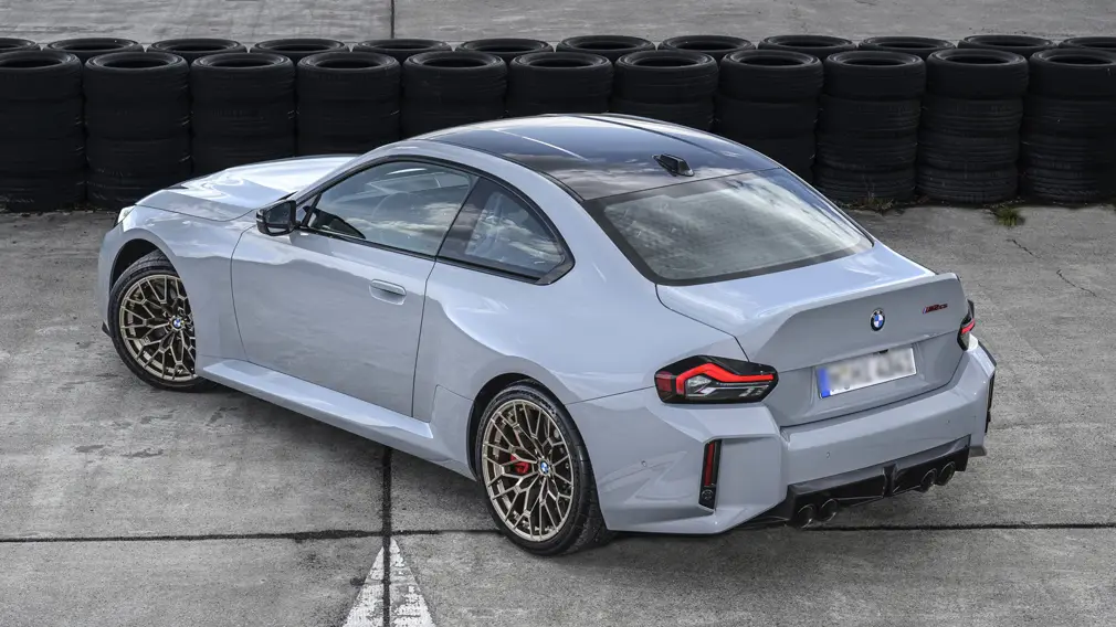 BMW M2 CS