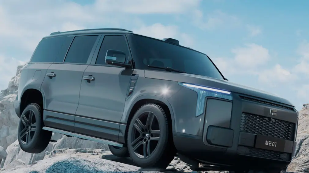 В России появились «клоны» Land Rover Defender из Китая