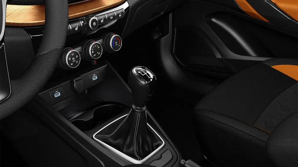 Lada Vesta с новой 6-ступенчатой коробкой передач