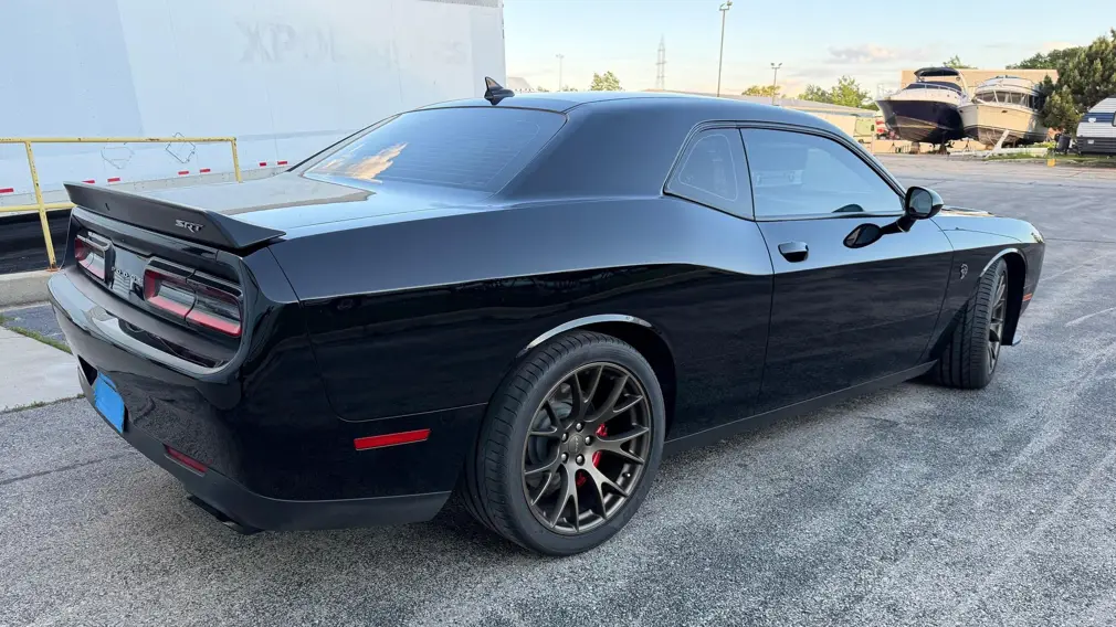 Dodge Challenger SRT Hellcat