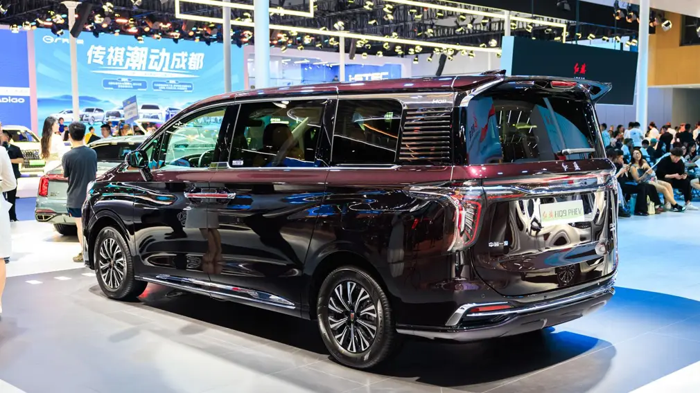 Hongqi HQ9