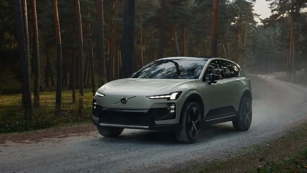 Volvo EX60 Cross Country