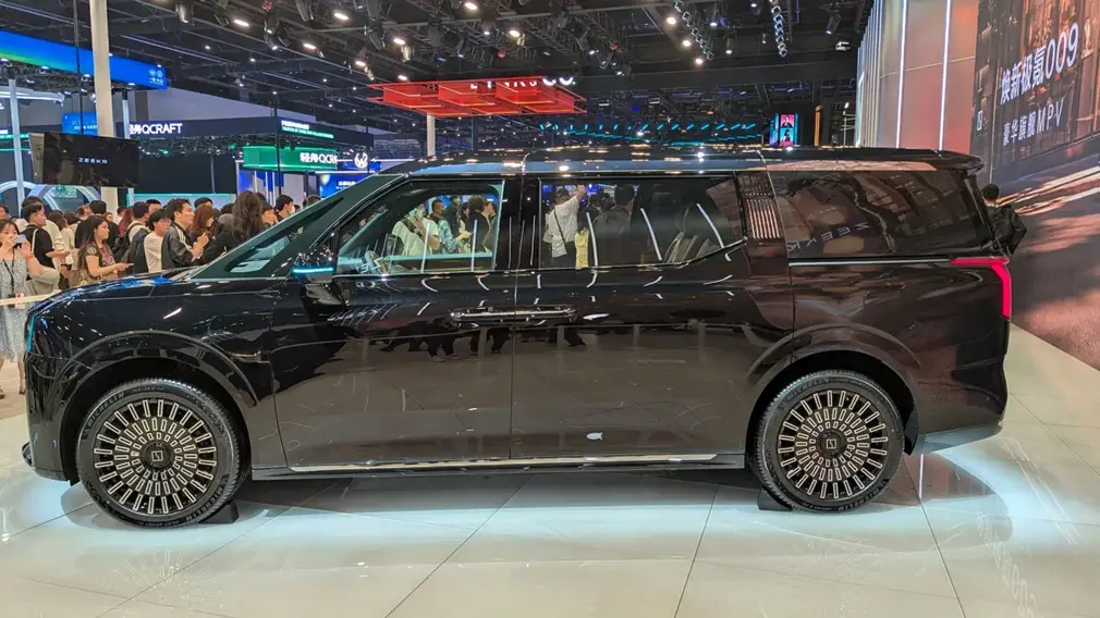 Zeekr 009/Автосалон в Пекине 2026