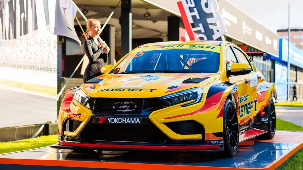 LADA Vesta TCR