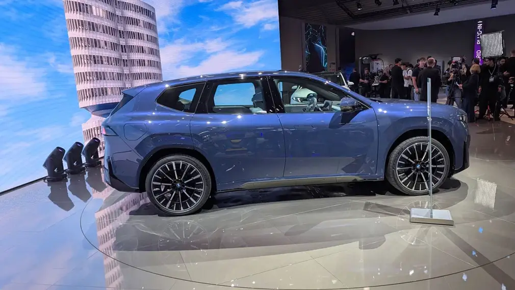 BMW iX3