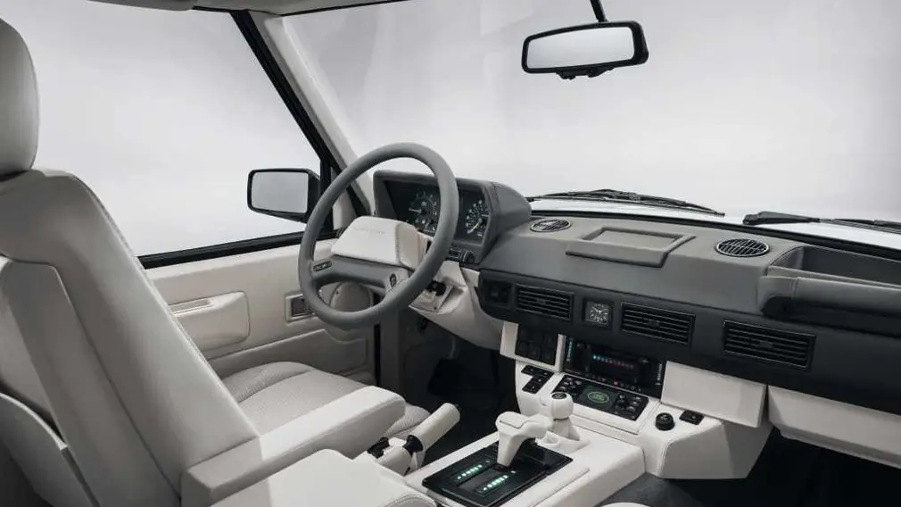 Range Rover SV Ultra