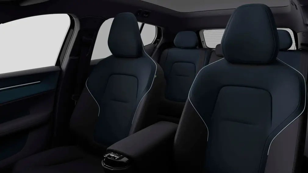 Volvo EX30 Black Edition